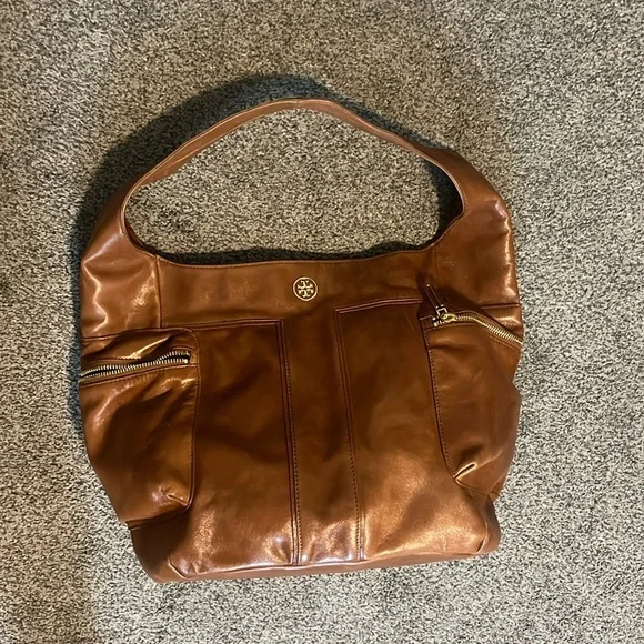 Tory Burch leather handbag - Picture 2 of 7